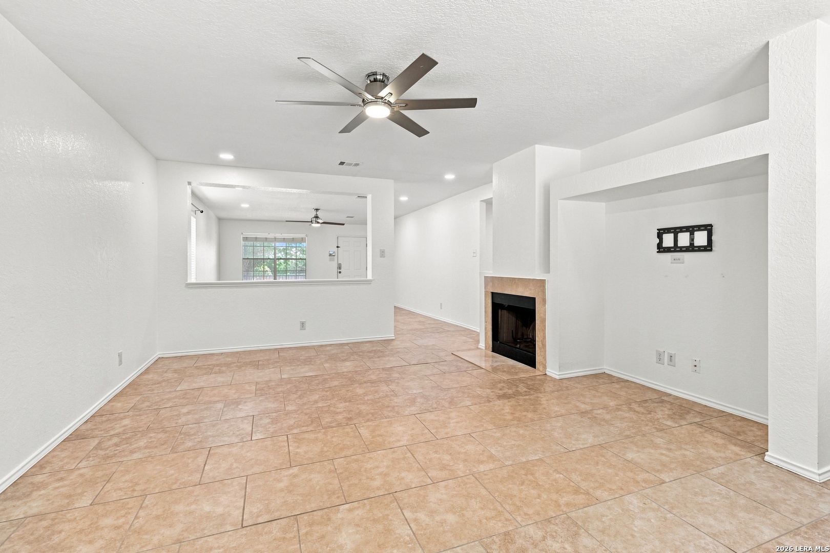 6711 Elmwood Crest Live Oak TX 78233