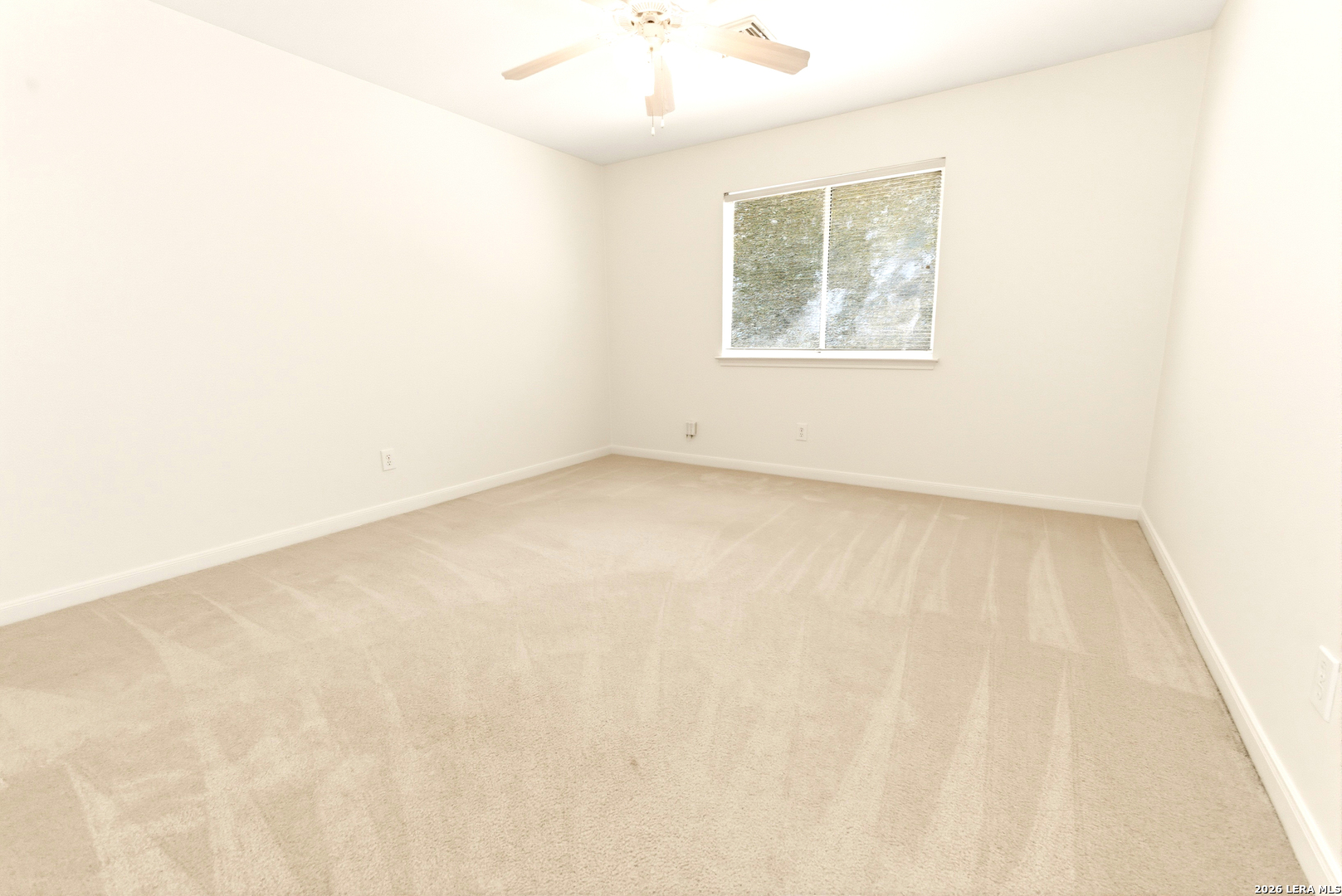119 Baythorne Universal City TX 78148