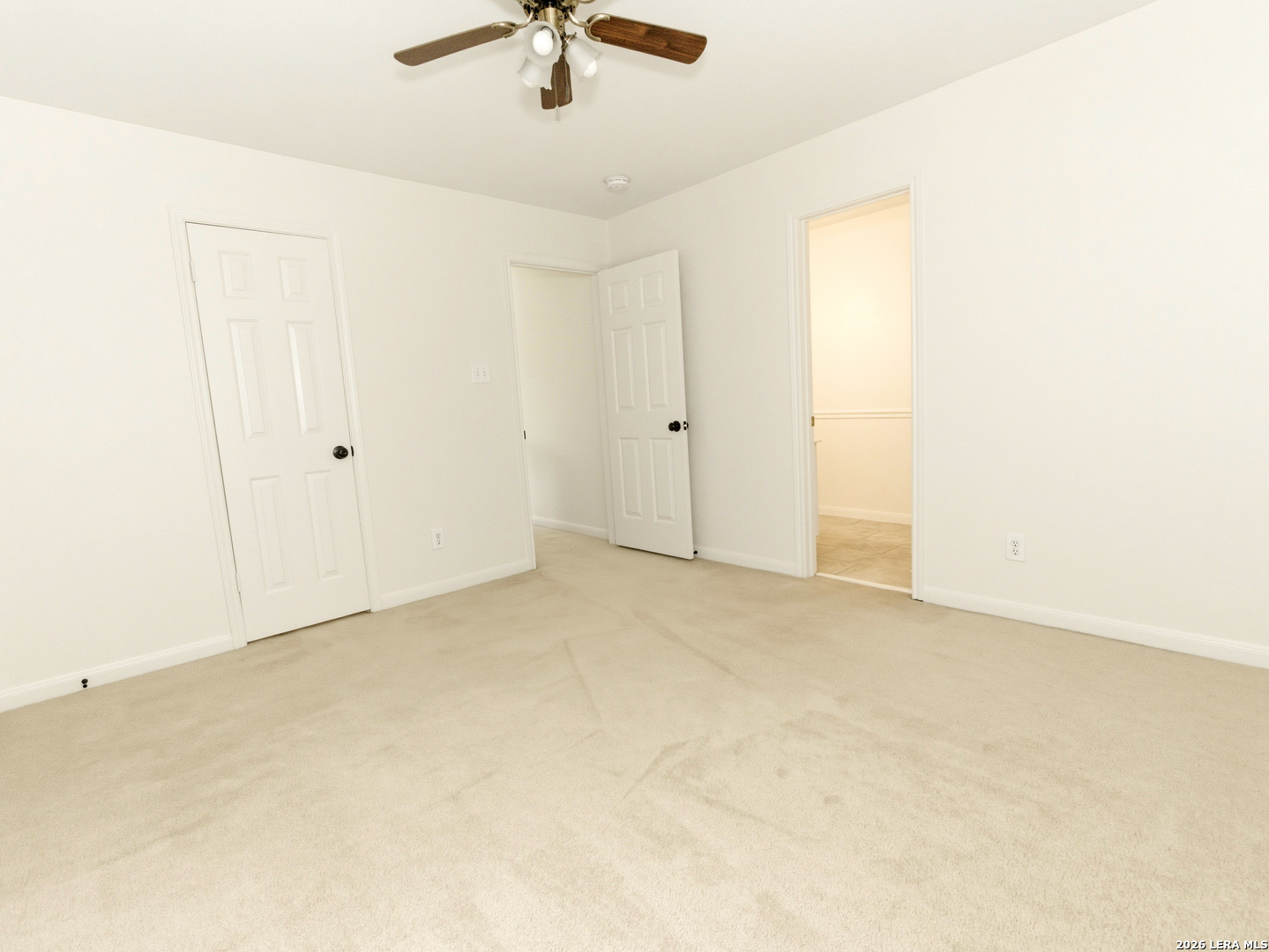 119 Baythorne Universal City TX 78148