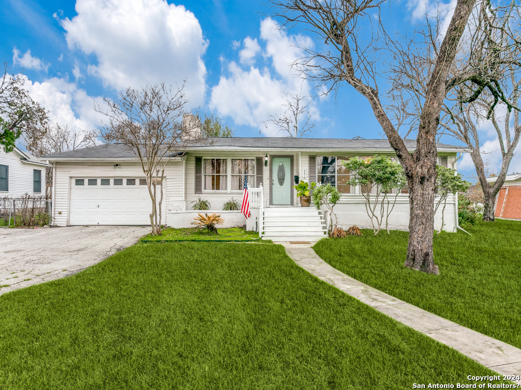 341 Tuttle Road Terrell Hills TX 78209
