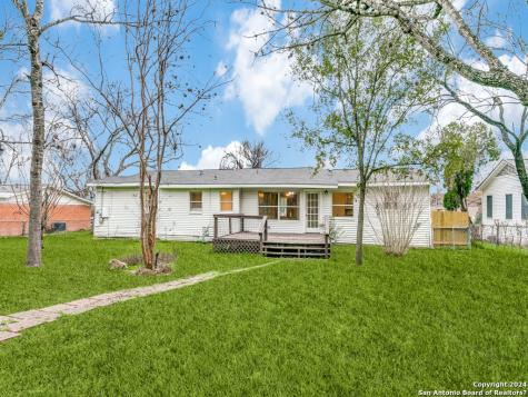 341 Tuttle Road Terrell Hills TX 78209