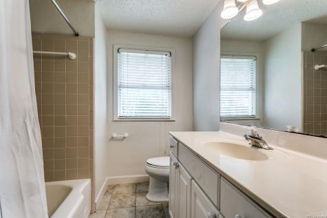 341 Tuttle Road Terrell Hills TX 78209