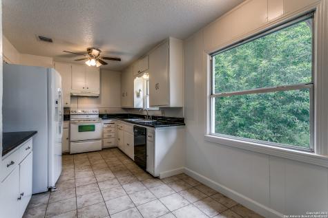 341 Tuttle Road Terrell Hills TX 78209