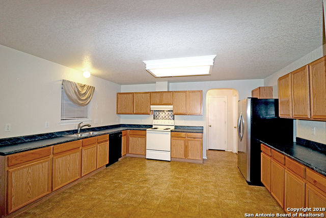 2806 Bandbury Oak San Antonio TX 78247