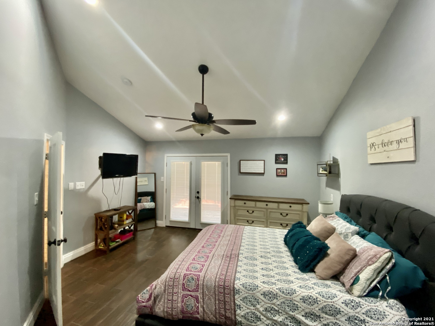 4535 Western Pine Woods San Antonio TX 78249