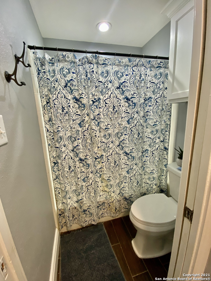 4535 Western Pine Woods San Antonio TX 78249
