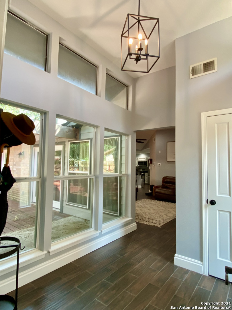 4535 Western Pine Woods San Antonio TX 78249