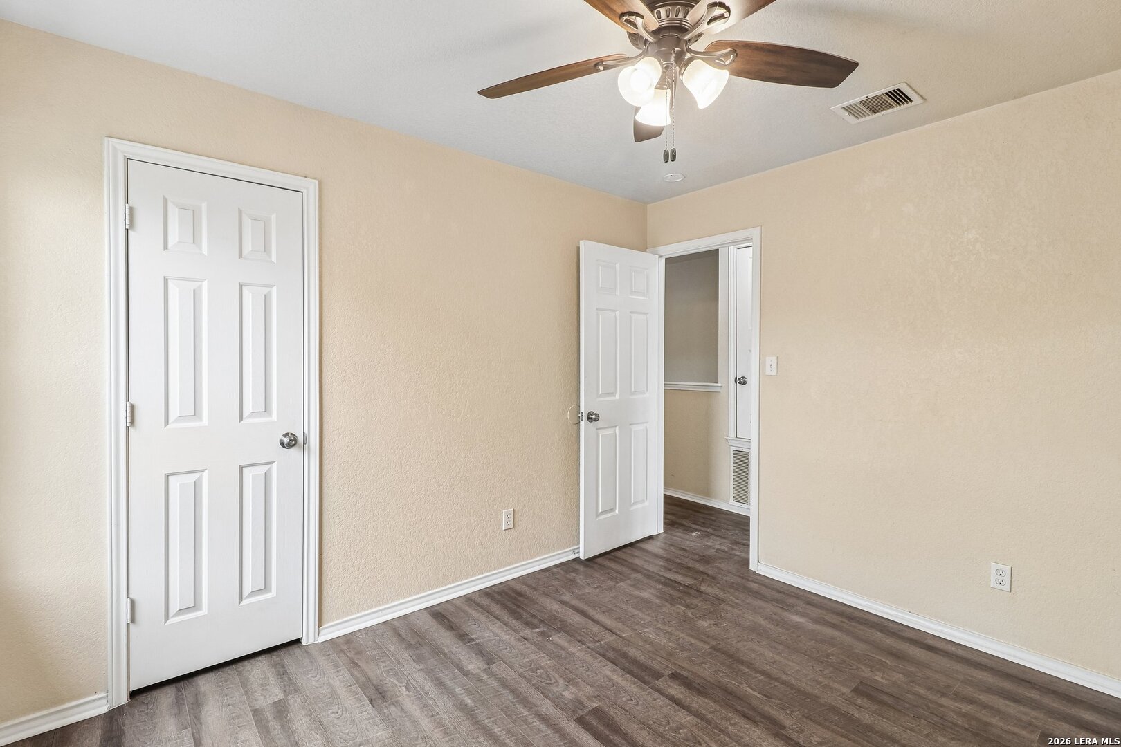 407 Amberdale Oak San Antonio TX 78249