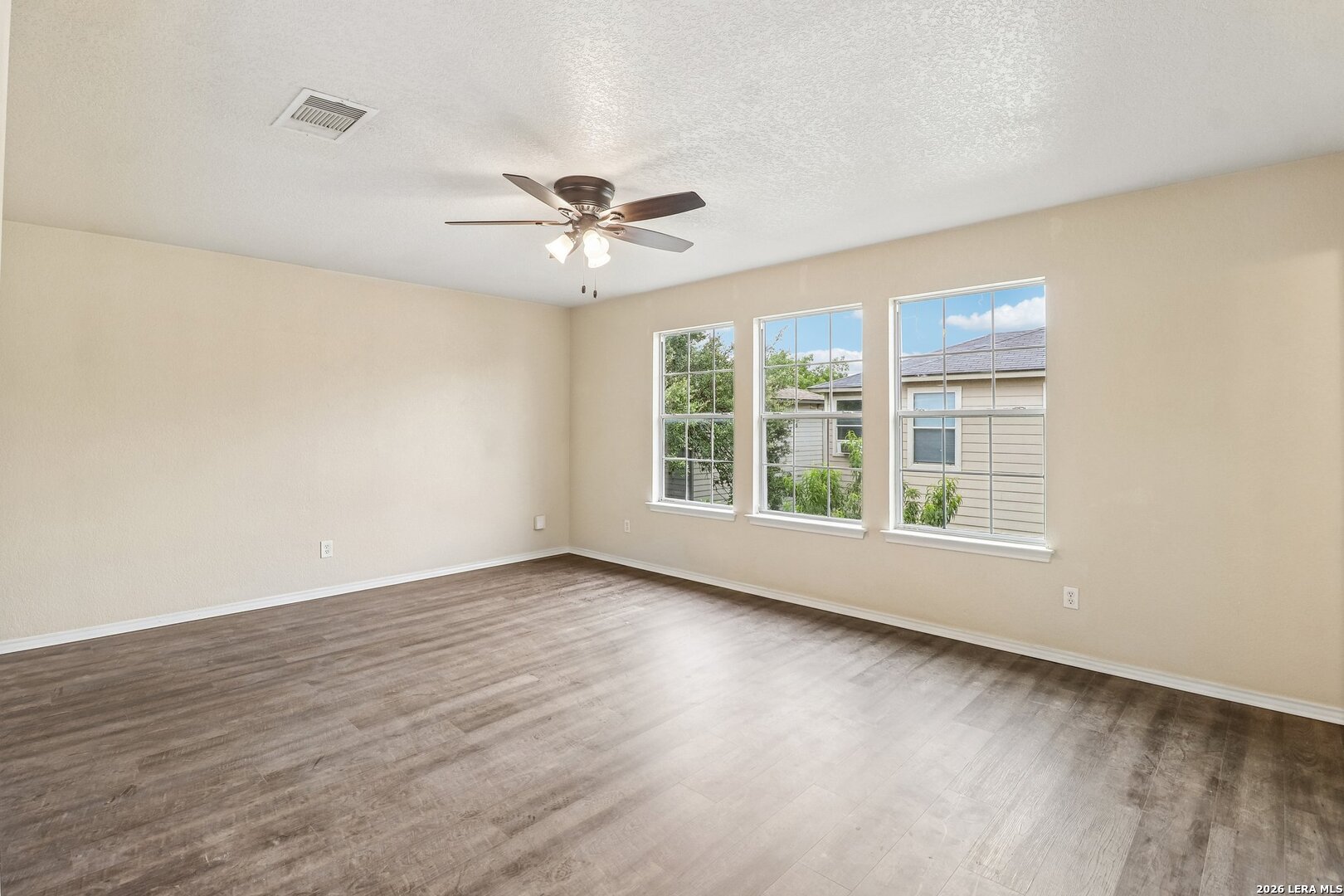 407 Amberdale Oak San Antonio TX 78249