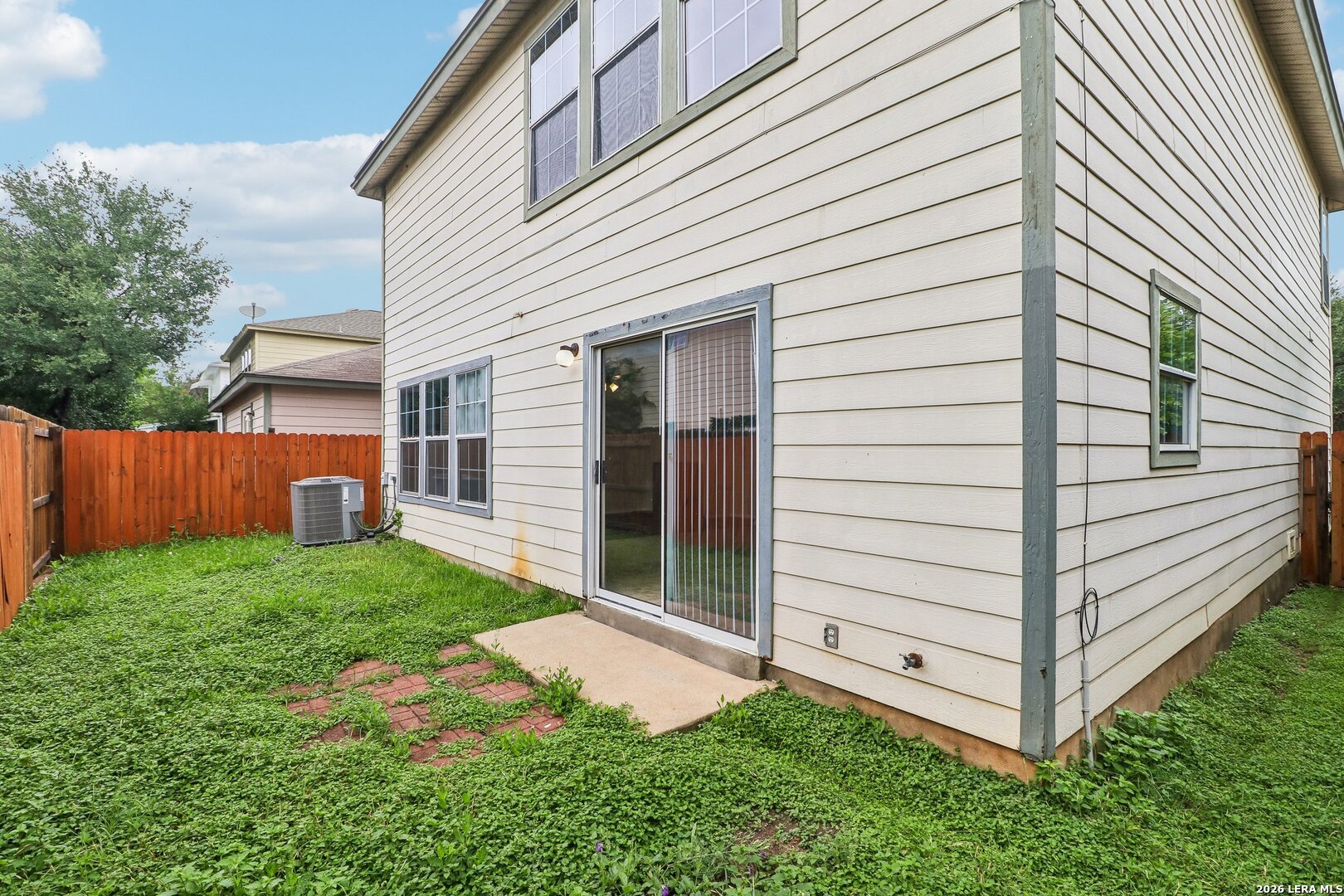 407 Amberdale Oak San Antonio TX 78249