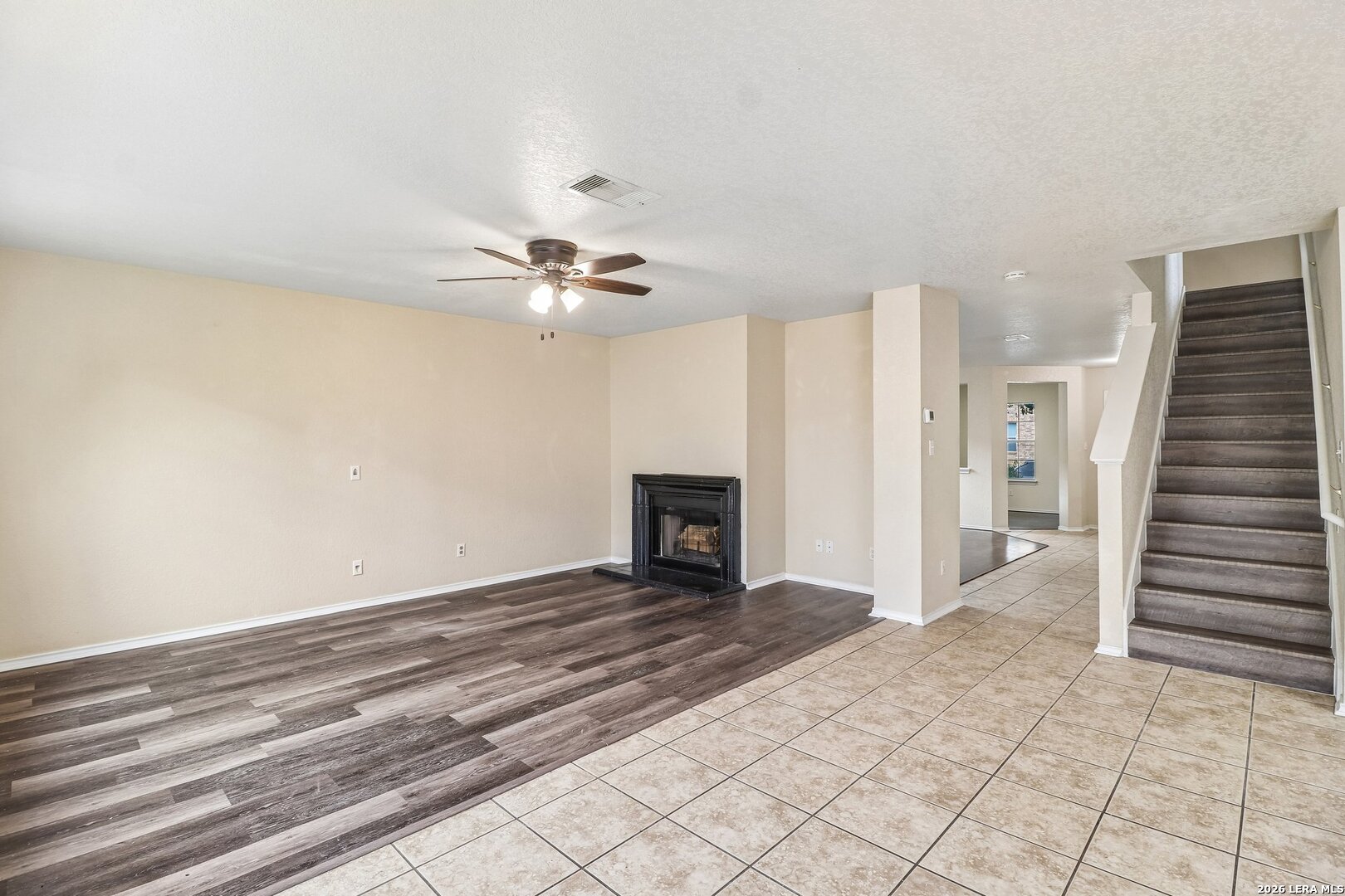 407 Amberdale Oak San Antonio TX 78249