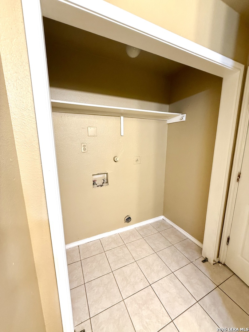 424 Amires Place San Antonio TX 78237