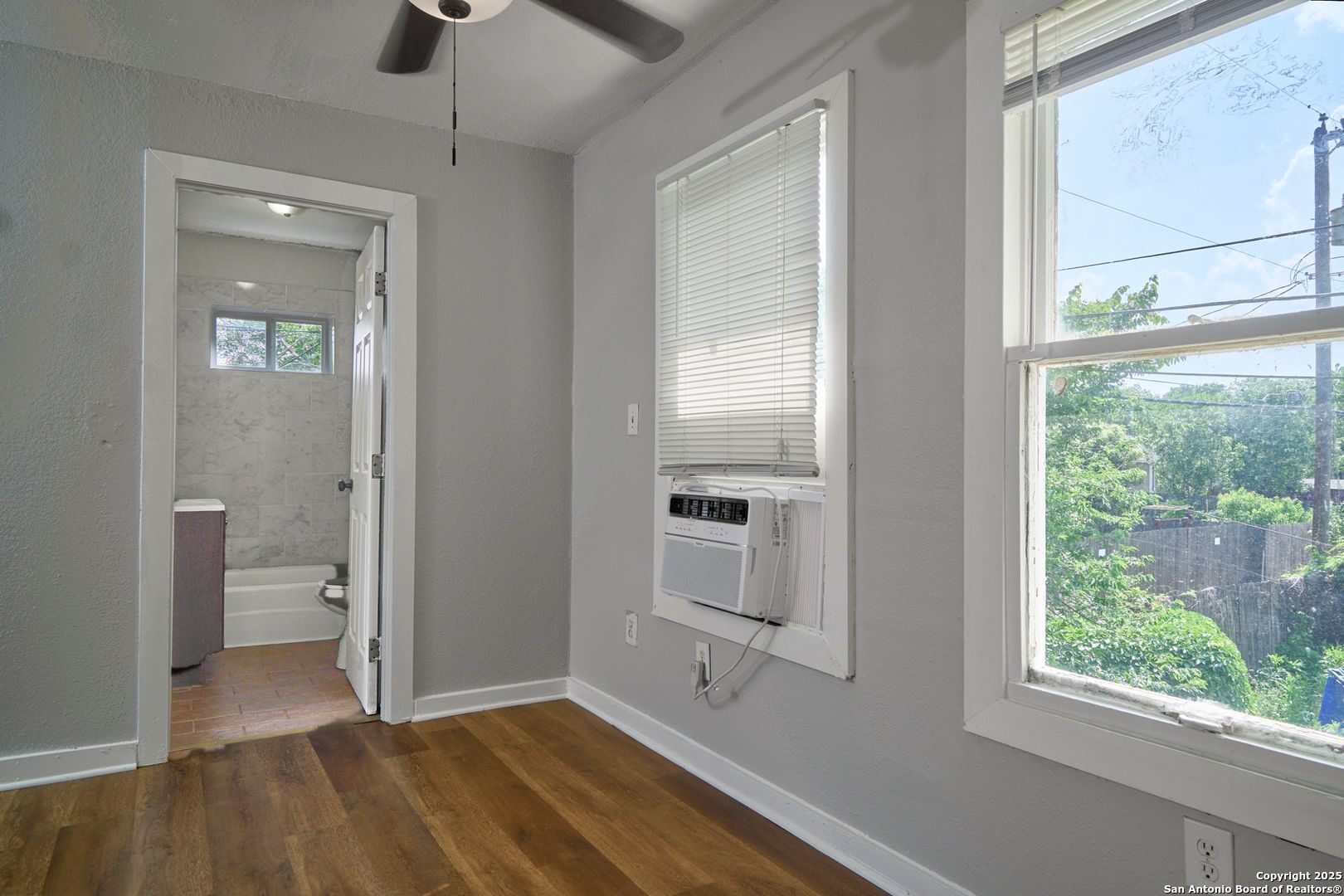 3101 Elmendorf San Antonio TX 78201