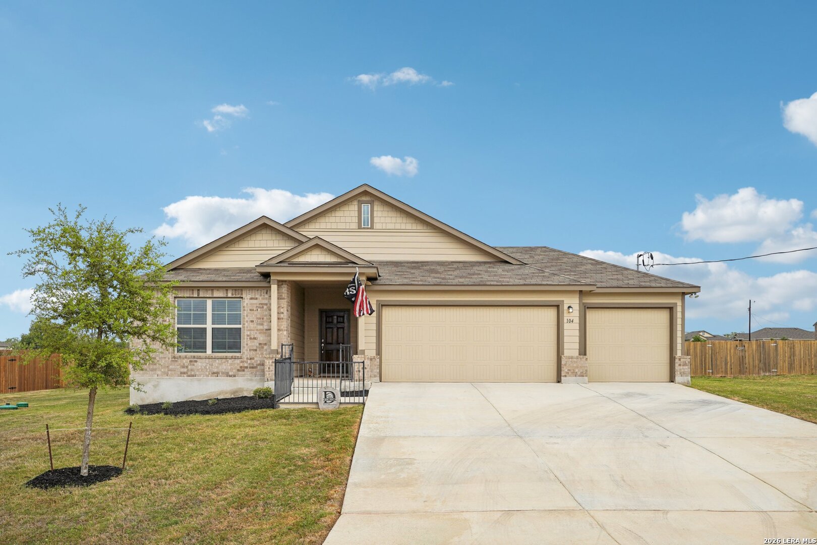 104 Pendleton Cove Floresville TX 78114