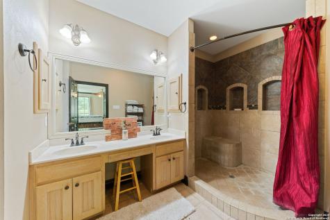 103 Saddle View Drive Boerne TX 78006