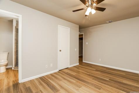 7802 Richard Frank Way San Antonio TX 78240