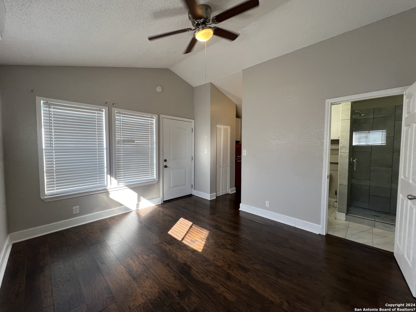825 W Russell Place San Antonio TX 78212