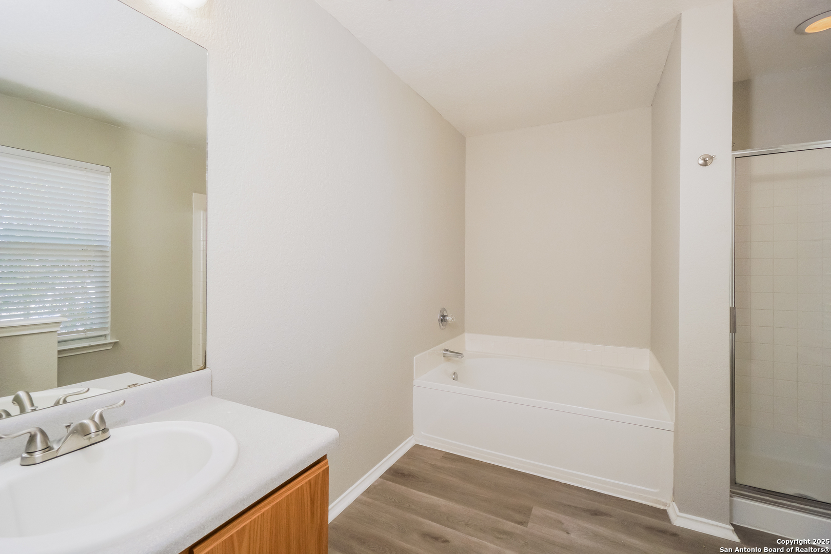 63 Viking Oak San Antonio TX 78247