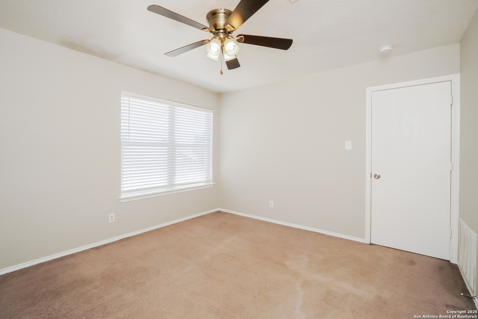 63 Viking Oak San Antonio TX 78247