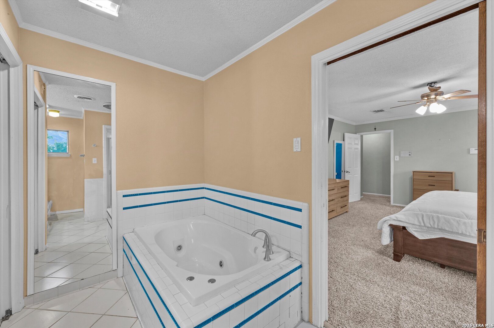 2947 Burnt Oak Street San Antonio TX 78232