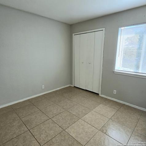5209 Meadow Field San Antonio TX 78250