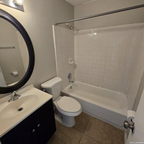 5209 Meadow Field San Antonio TX 78250