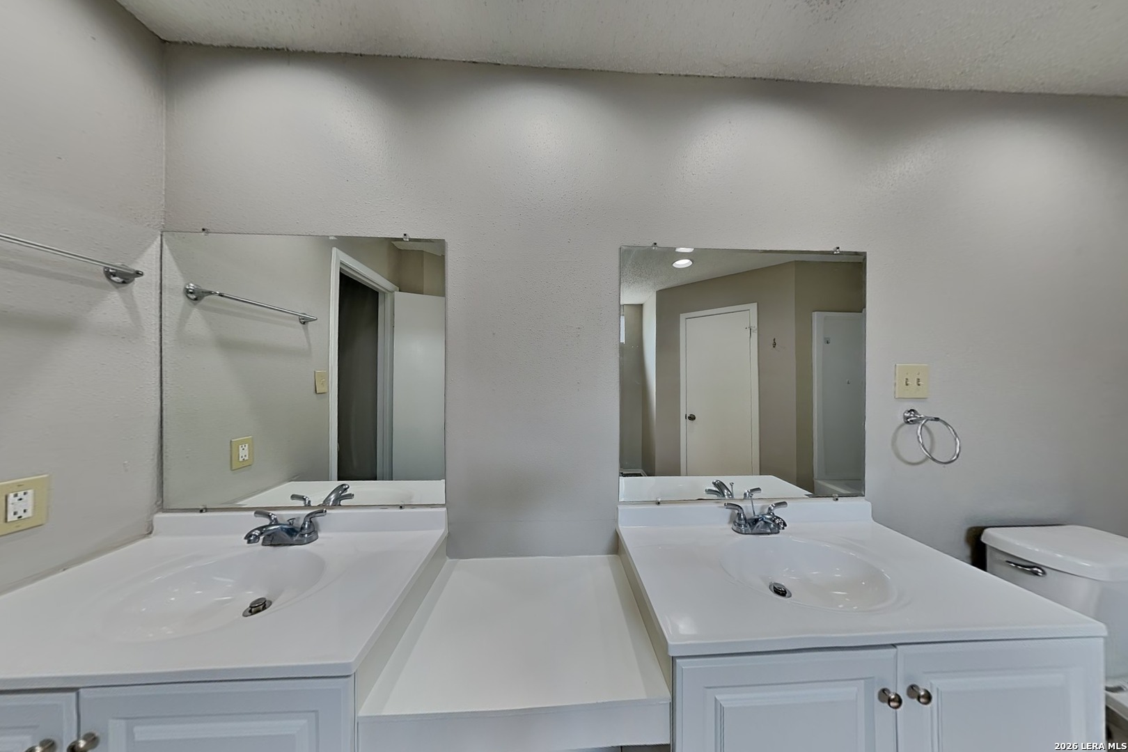 14250 Clover Hill San Antonio TX 78217