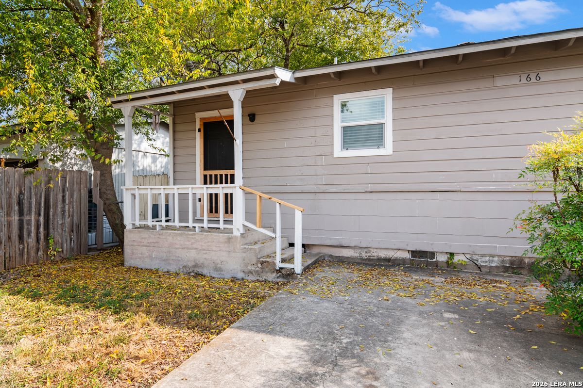 166 El Monte San Antonio TX 78212