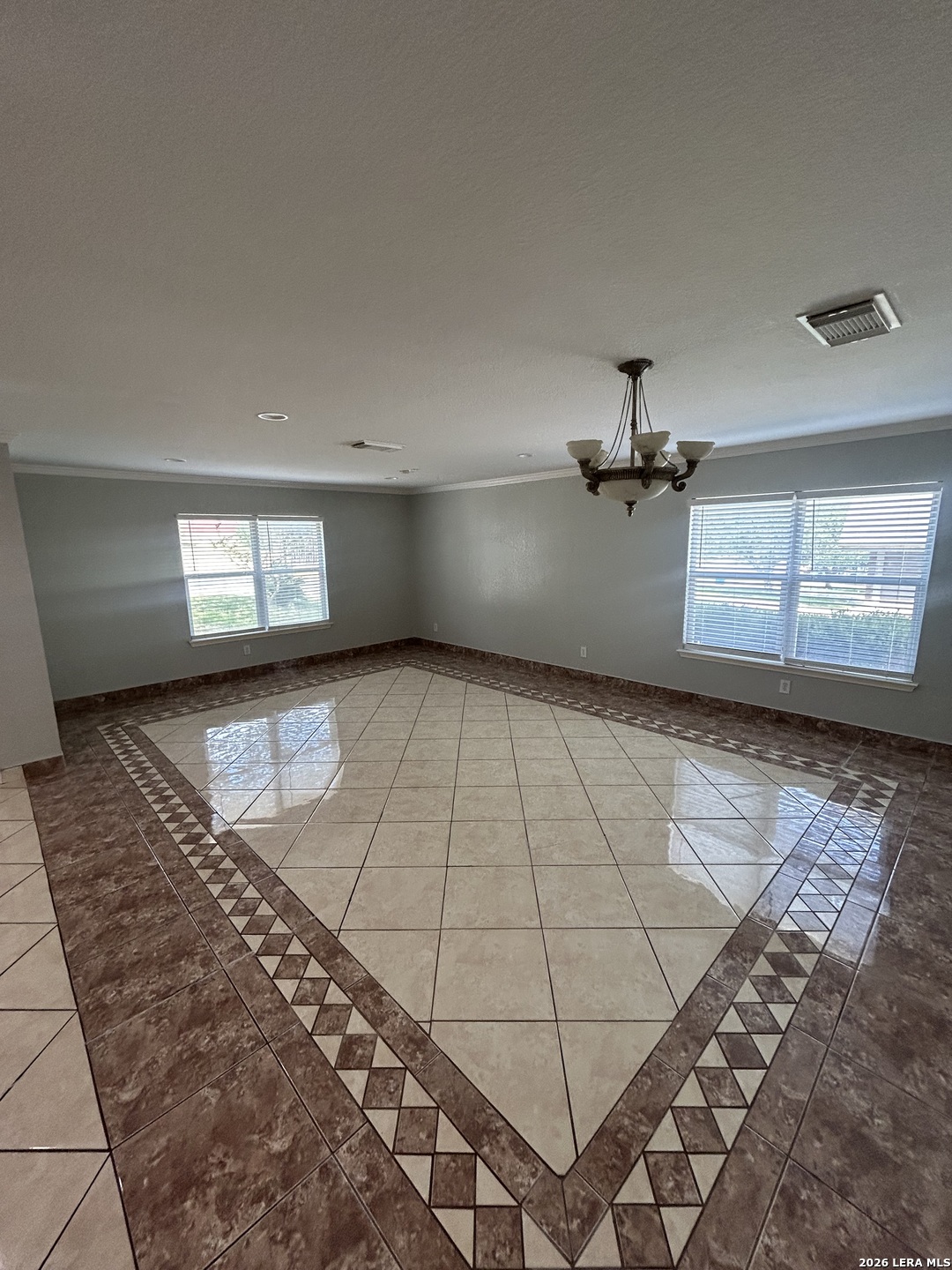 14606 Mountainside San Antonio TX 78233
