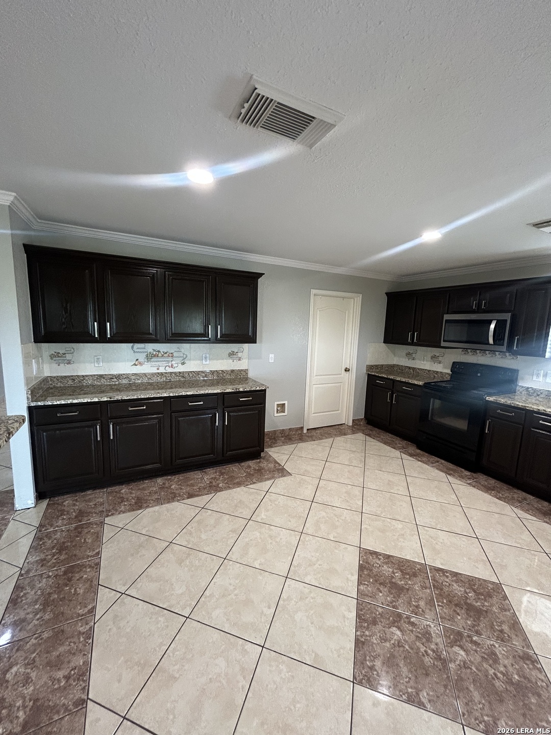 14606 Mountainside San Antonio TX 78233