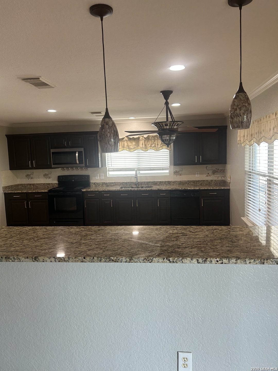 14606 Mountainside San Antonio TX 78233