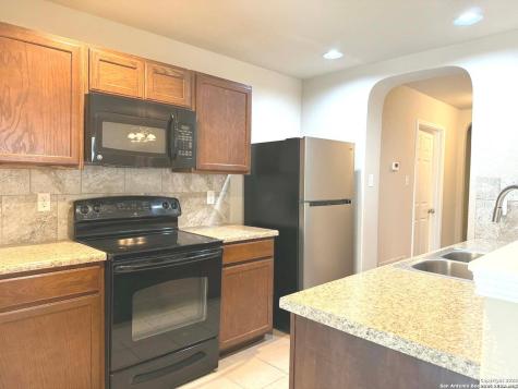 11326 Estufa Canyon San Antonio TX 78245