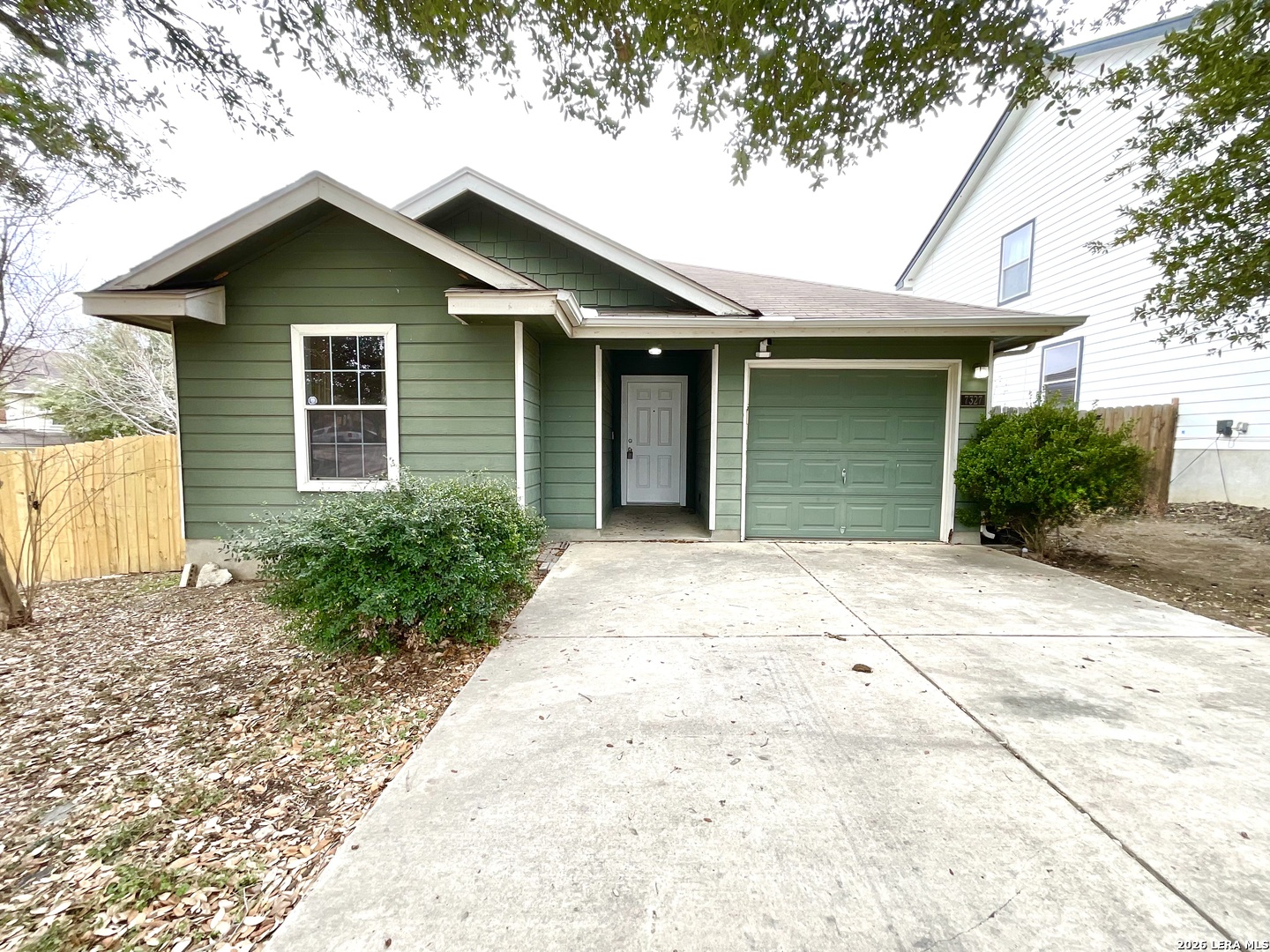 7327 Aphelion Cove San Antonio TX 78252