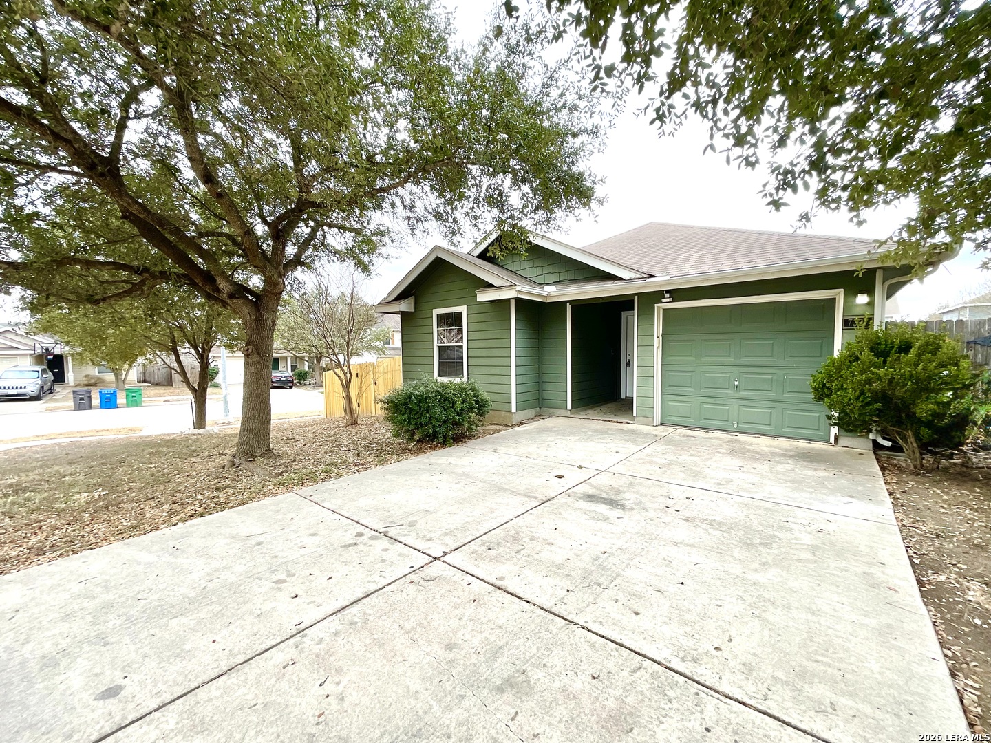 7327 Aphelion Cove San Antonio TX 78252