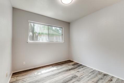 827 Spring Park San Antonio TX 78227