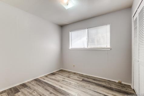 827 Spring Park San Antonio TX 78227