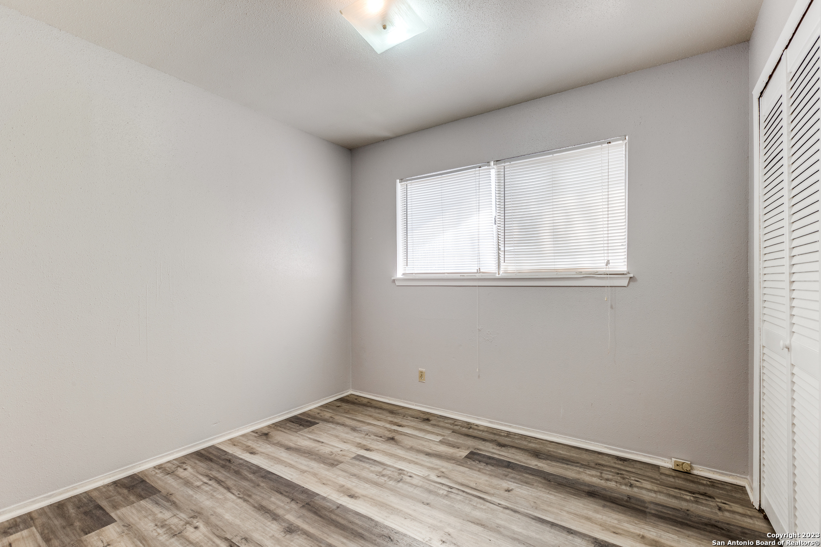 827 Spring Park San Antonio TX 78227