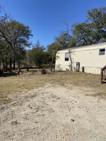 408 Oak Hollow La Vernia TX 78121