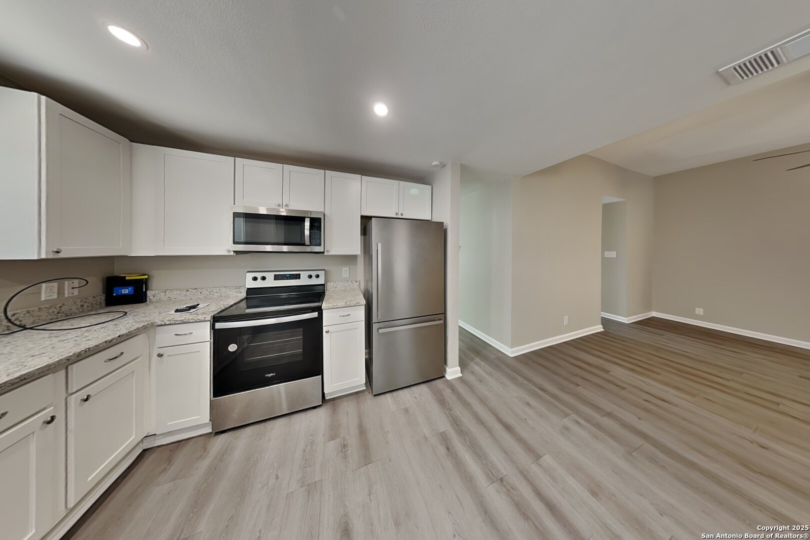 9122 Autumn Storm San Antonio TX 78254