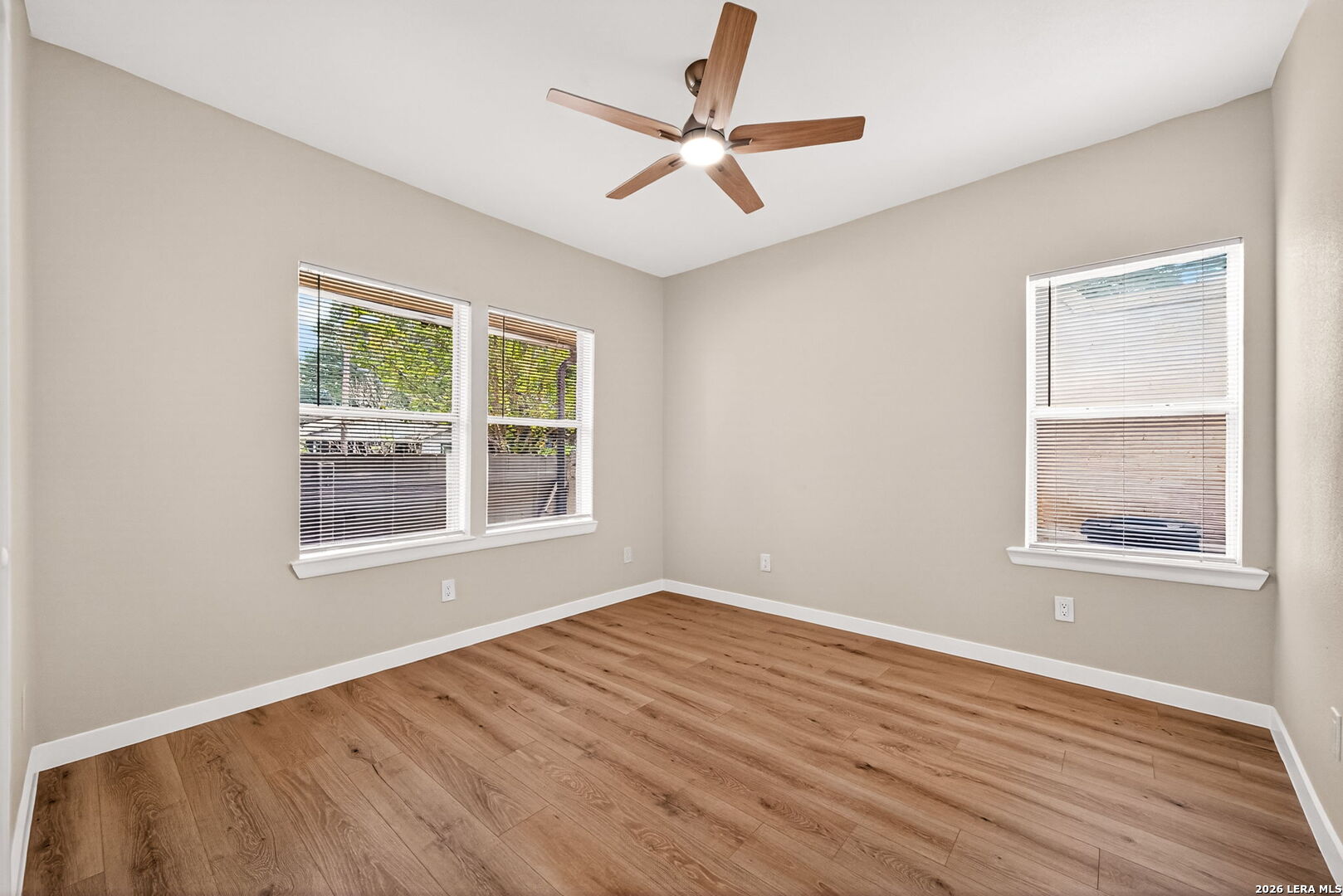 631 E Mistletoe San Antonio TX 78212