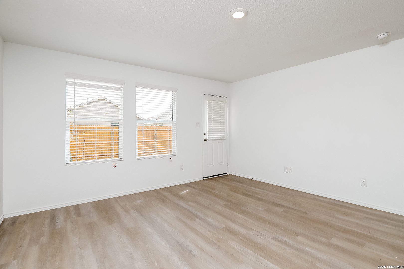 10619 Mcclintock Converse TX 78109