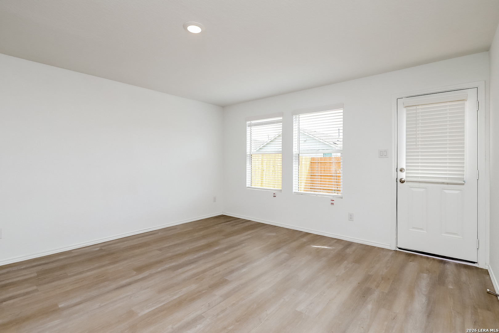 10619 Mcclintock Converse TX 78109