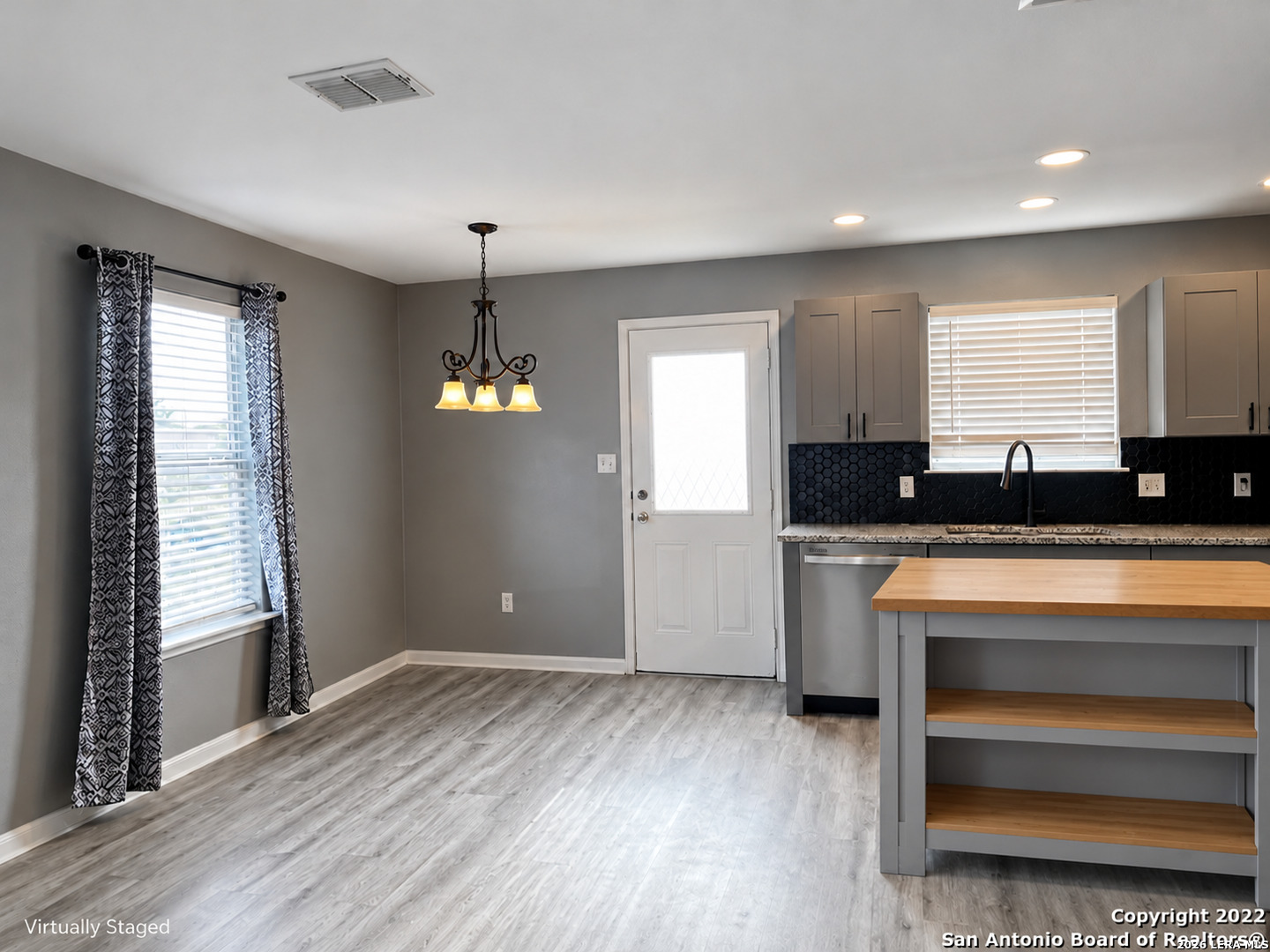 5923 Fox Canyon San Antonio TX 78252