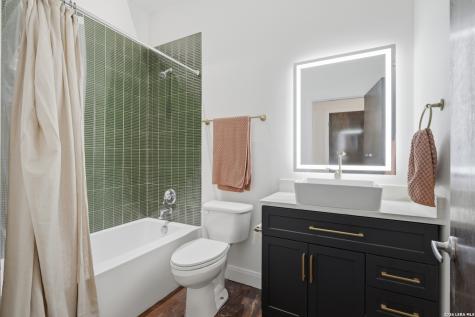 831 S Flores San Antonio TX 78204