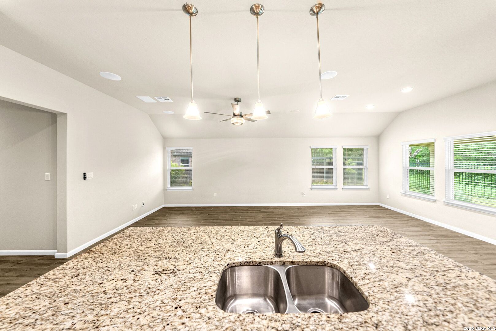 1507 Stony Island San Antonio TX 78245