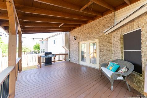 2961 White Pine Drive Schertz TX 78154