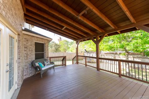 2961 White Pine Drive Schertz TX 78154