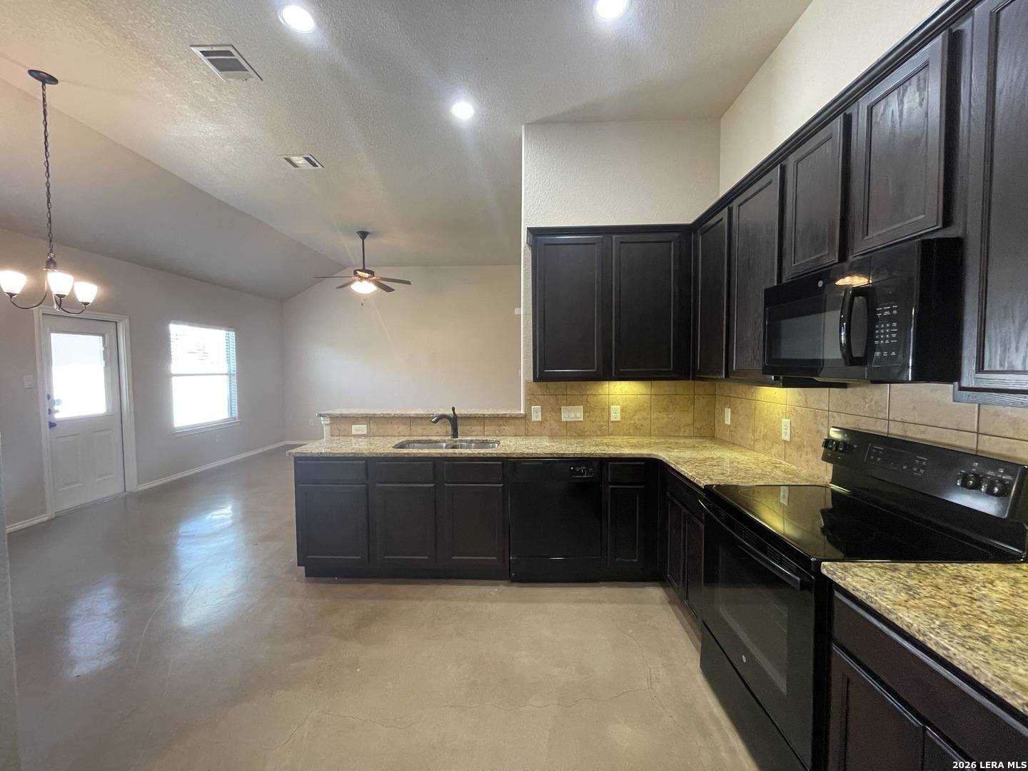 758 Saengerhalle Road New Braunfels TX 78130