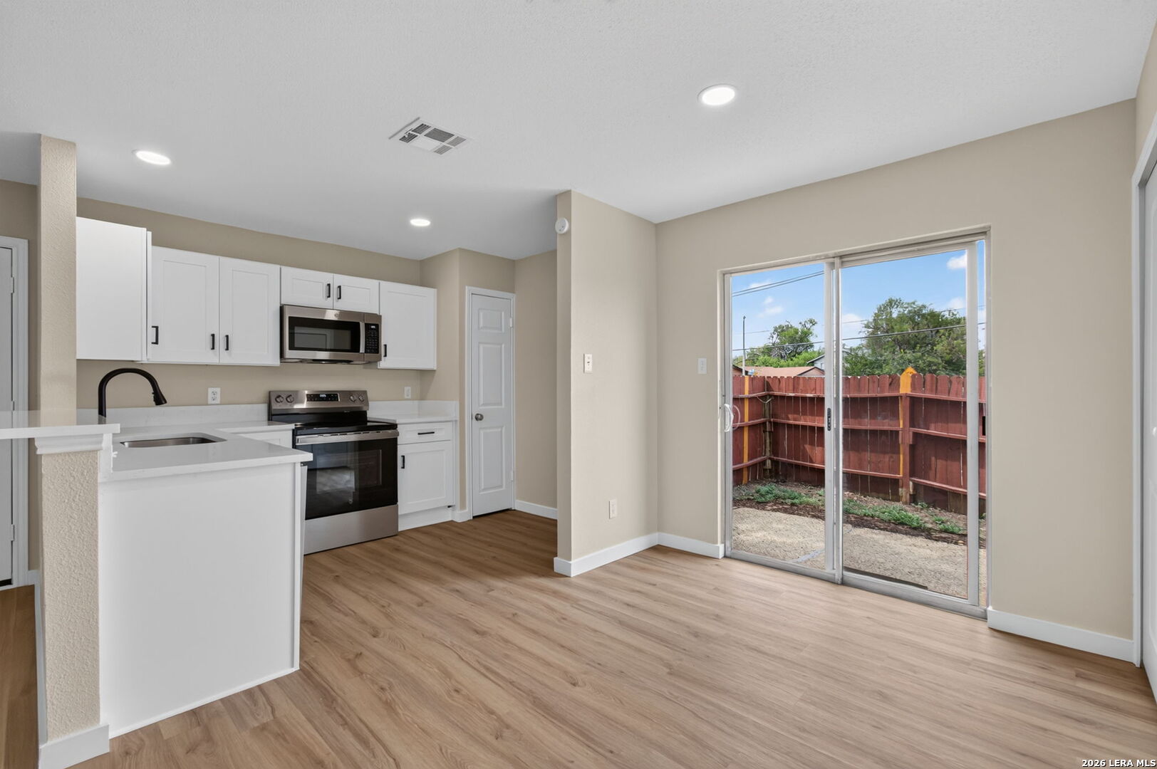 5207 Gawain San Antonio TX 78218