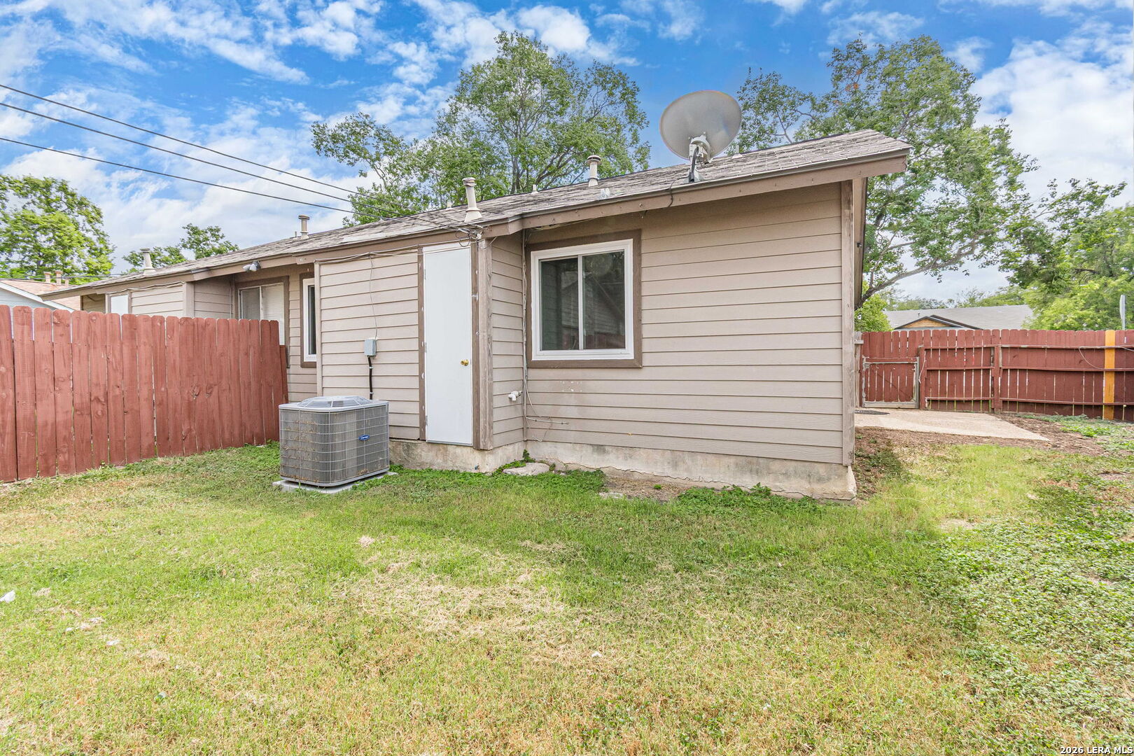 5207 Gawain San Antonio TX 78218